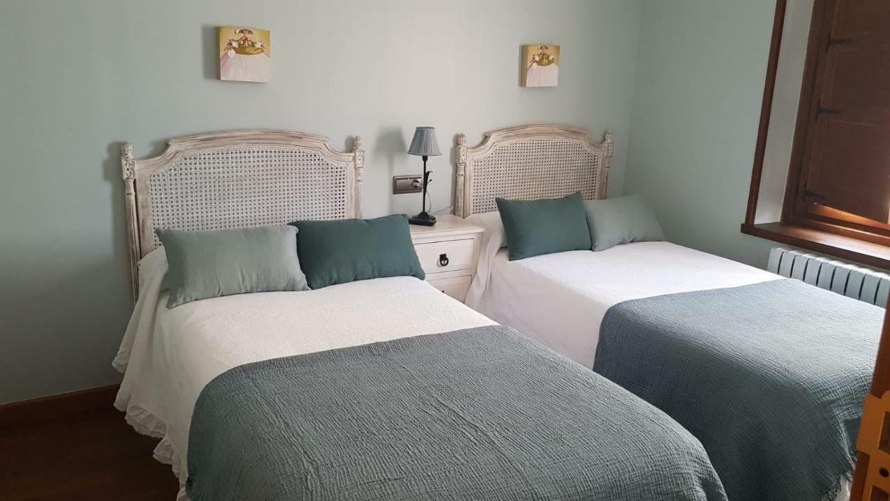 Hostal El Resbalon سيرفيرا دي بيسويرجا المظهر الخارجي الصورة