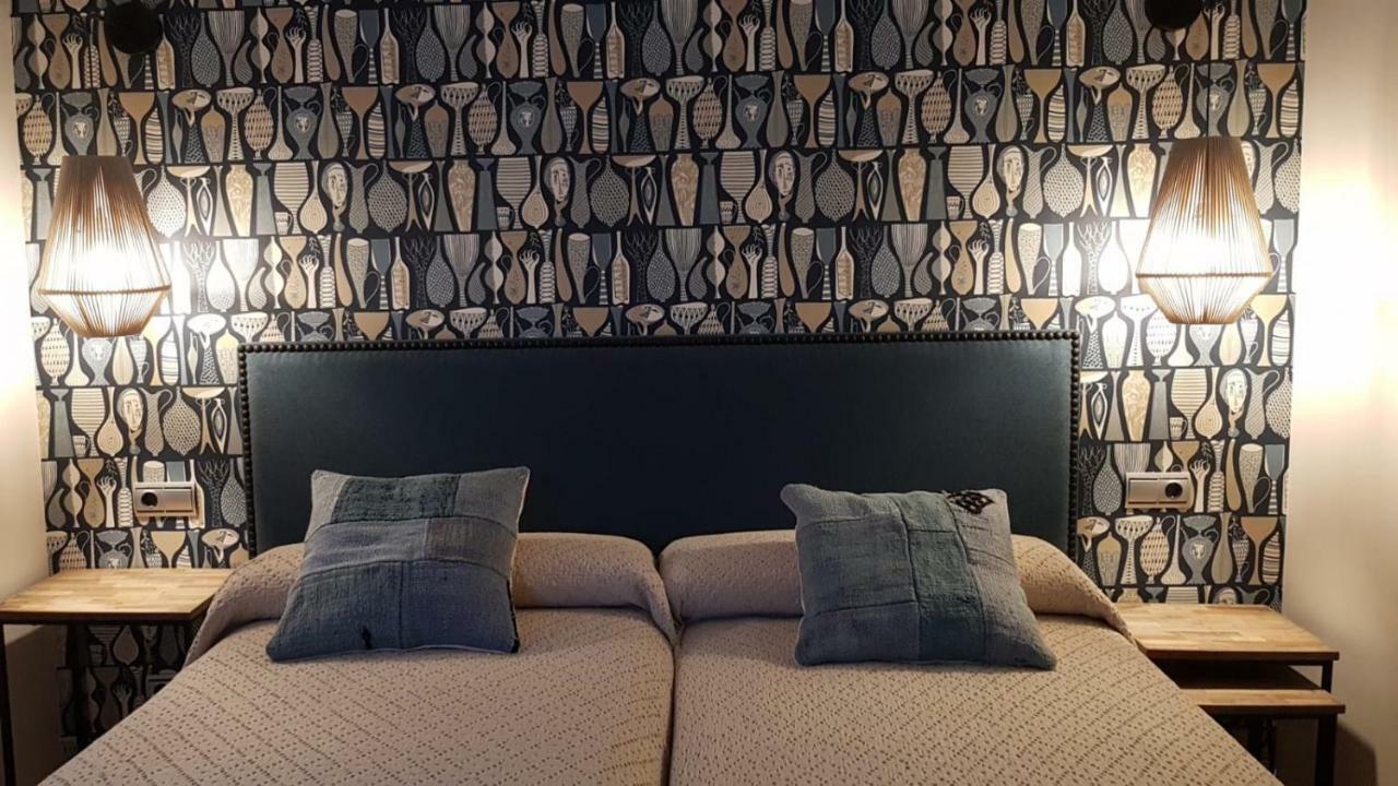 Hostal El Resbalon سيرفيرا دي بيسويرجا المظهر الخارجي الصورة